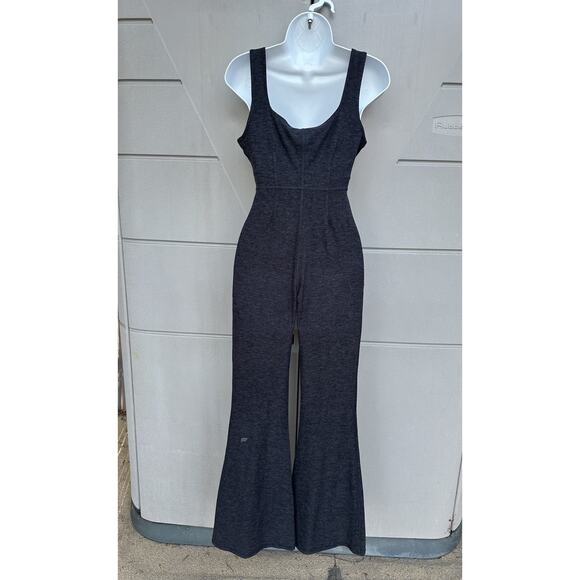 Fabletics Heatherflex Kick Flare Jumpsuit In Charcoal Sz M Square Neck Build In - Picture 7 of 15